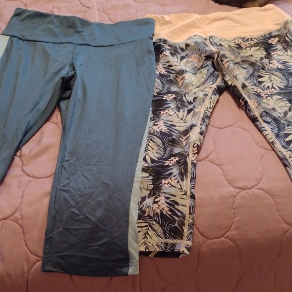 Set of 2 Stylish Women's Blue and Patterned Leggings
